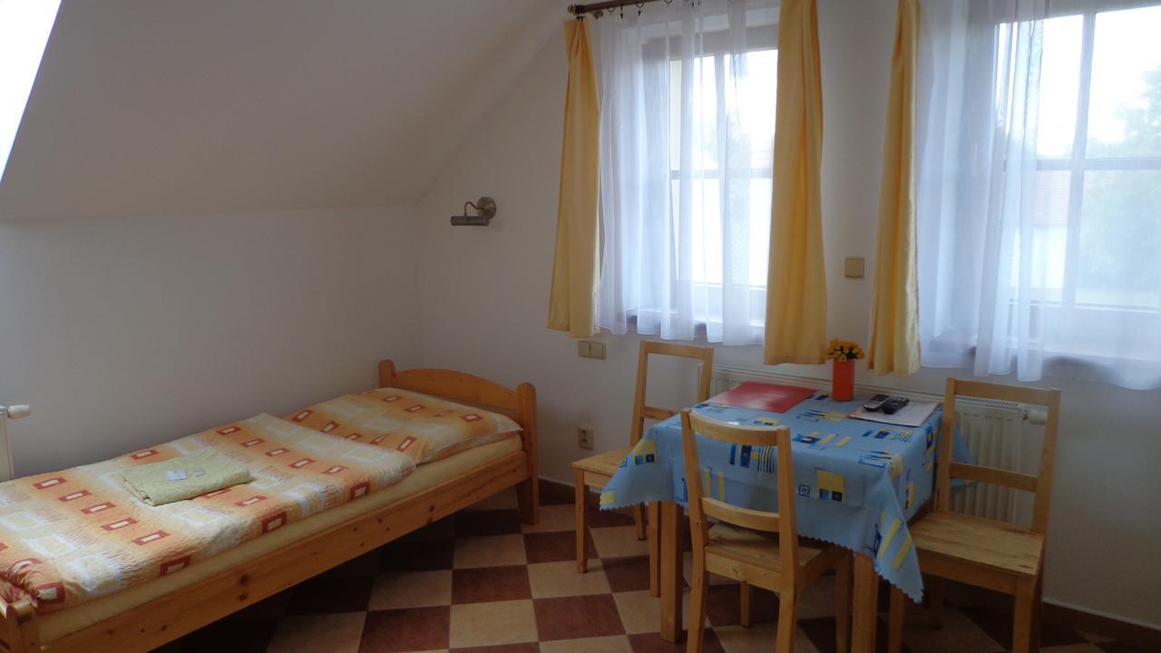 Pension Camp Prager Dış mekan fotoğraf
